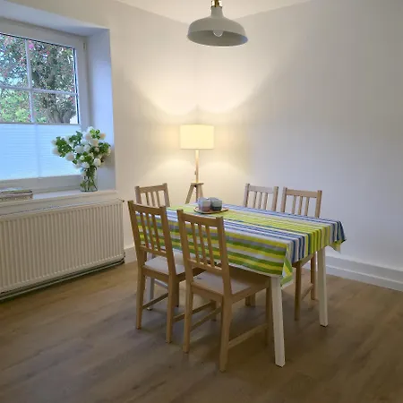 公寓 Sikorskiego 65 *