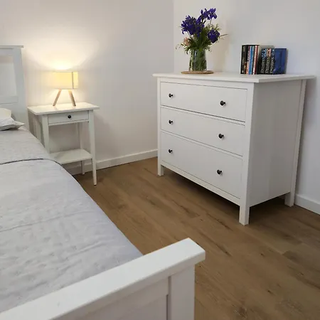 公寓 Sikorskiego 65 *